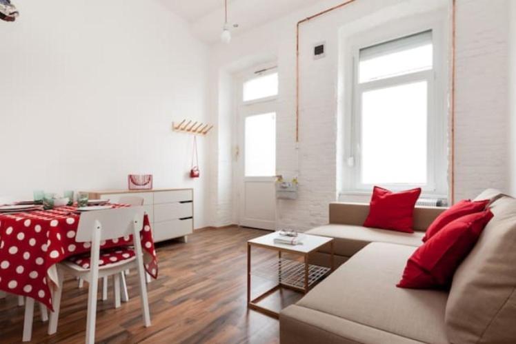 Loft Style Apartment In Hipster Area Budapest Exterior photo